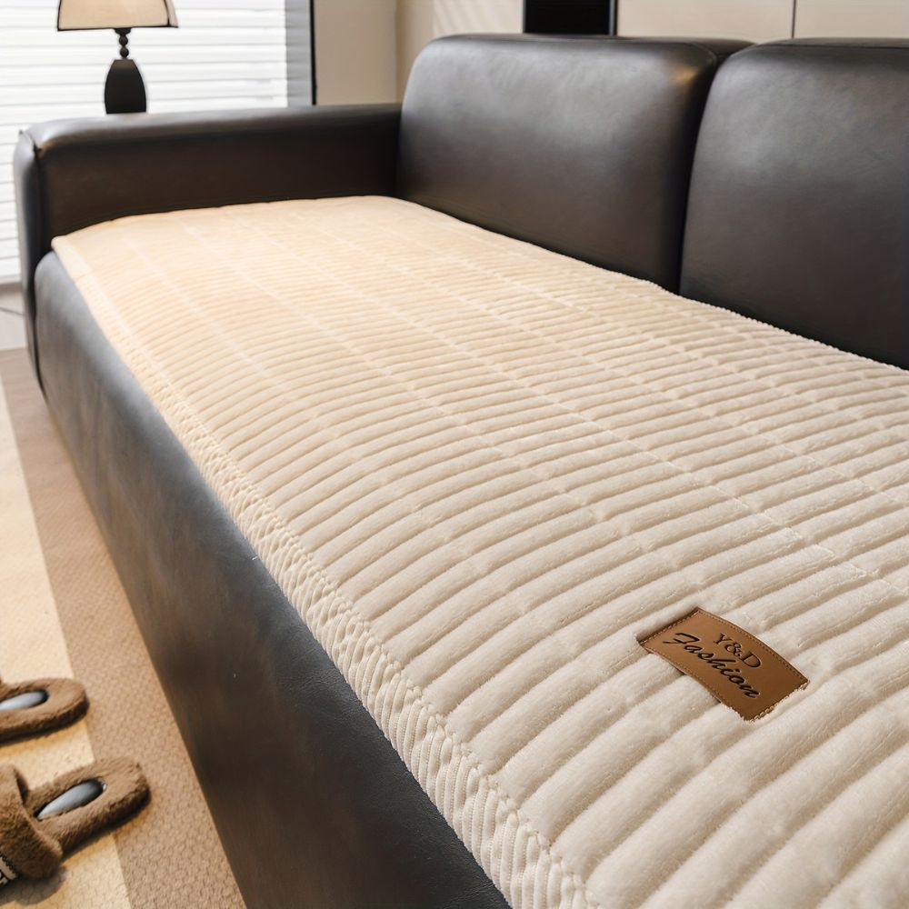 Pikowany Pokrowiec na Siedzisko Sofy – widok produktu 5 | Nuvira Home
