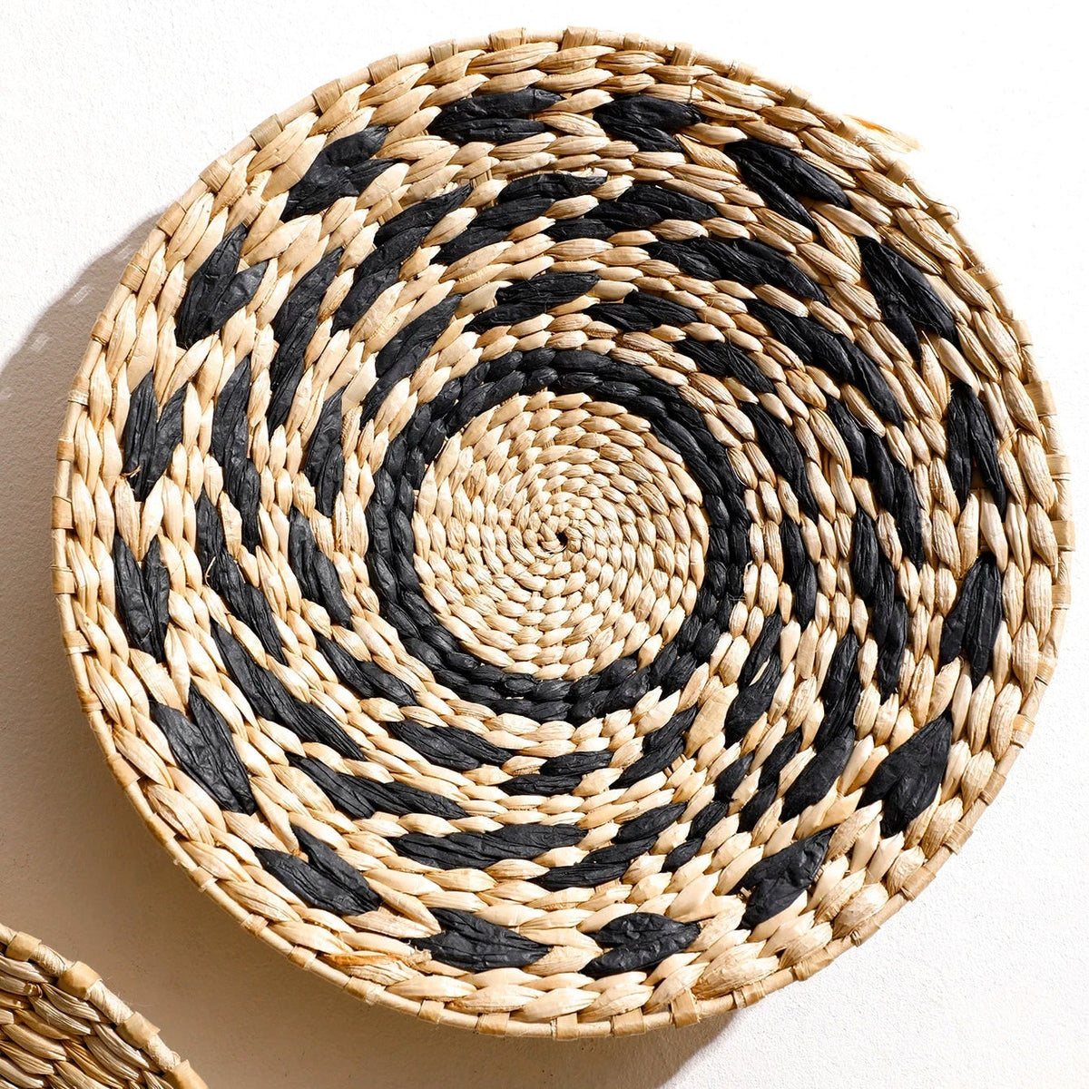 Pleciona Dekoracja Ścienna z Trawy Morskiej, 20-30 cm, do Salonu