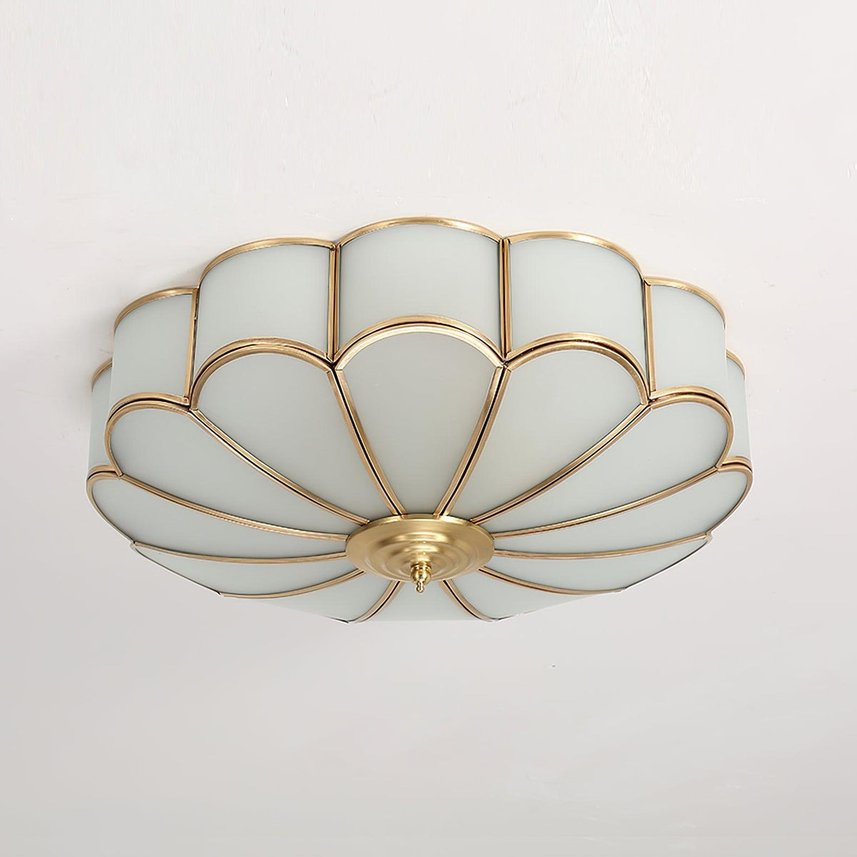 Lampa Sufitowa Art Deco w Kwiatowy Wzór ze Szkła Mrożonego – widok produktu 12 | Nuvira Home