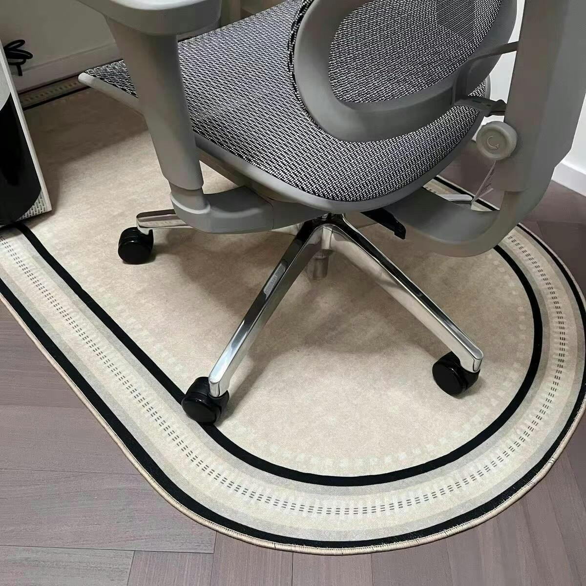 Mata pod Krzesło Biurowe z Antypoślizgowym Spodem – widok produktu 2 | Nuvira Home