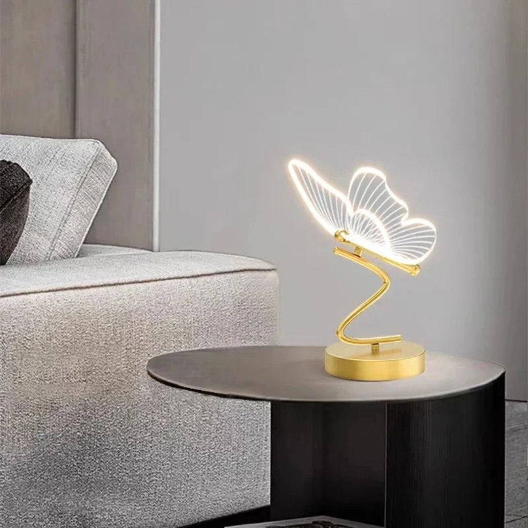 Nowoczesna lampa stołowa LED w kształcie motyla – widok produktu 2 | Nuvira Home